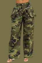 Lady camo cargo